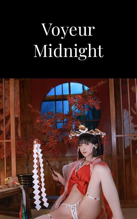 Masturbating Voyeur Midnight Craving